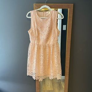 Mi Ami medium blush woven lace dress